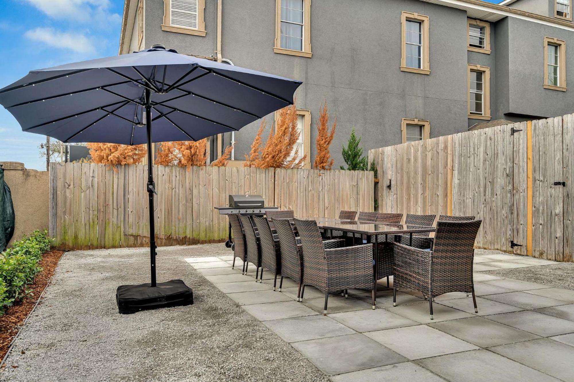 Sleeps 24-Spacious Suites Near Fq W Pool La Nouvelle-Orléans Extérieur photo